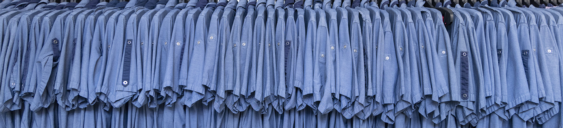 Blå Skjorteskuldre 1920 X 438 Px 75A3835